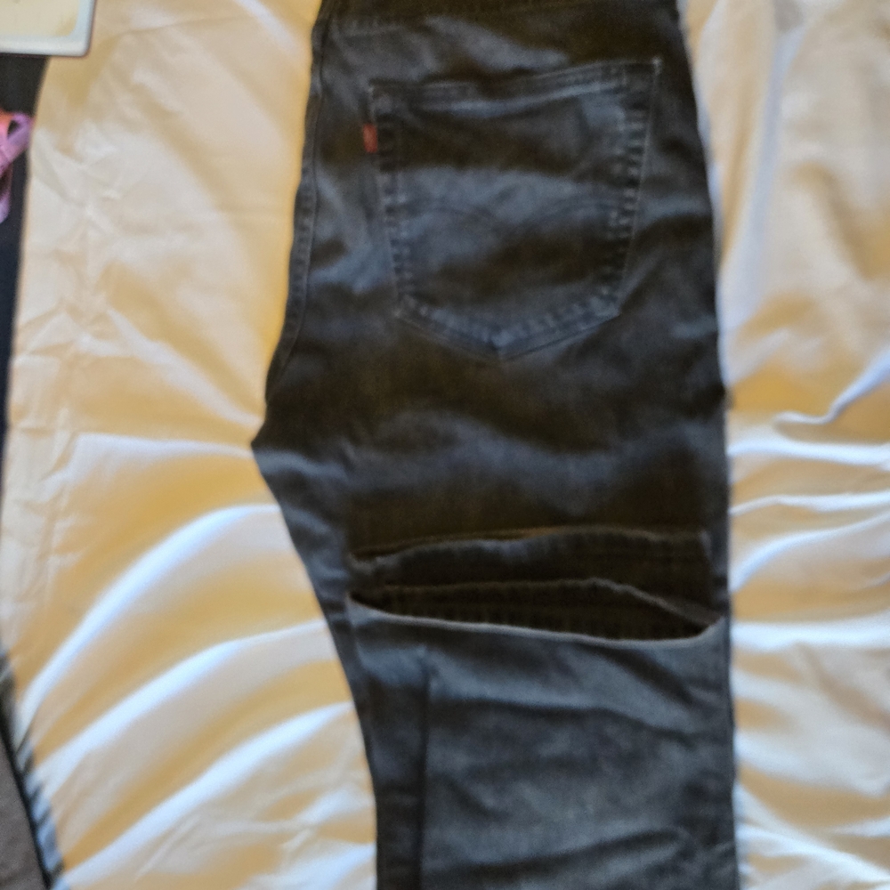 Levi's Men's Dark Gray Straight Jeans - Picture 2 of 3